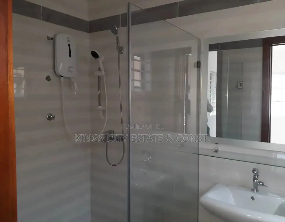 Furnished 4bdrm House in Achimota for sale