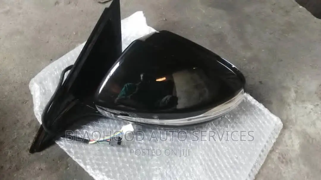 Mercedes Benz C220/C250/C300 2013-2017 SIDE MIRROR Available