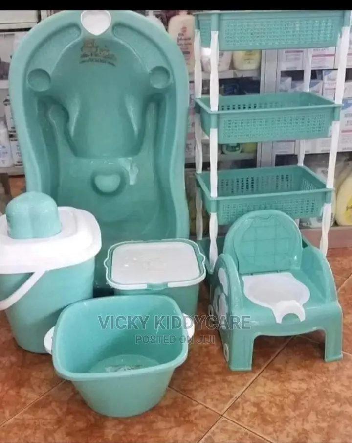 Baby Bath Set With Storage Stand