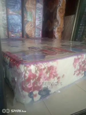 Mattress-12" Queen Size (Honey Moon)