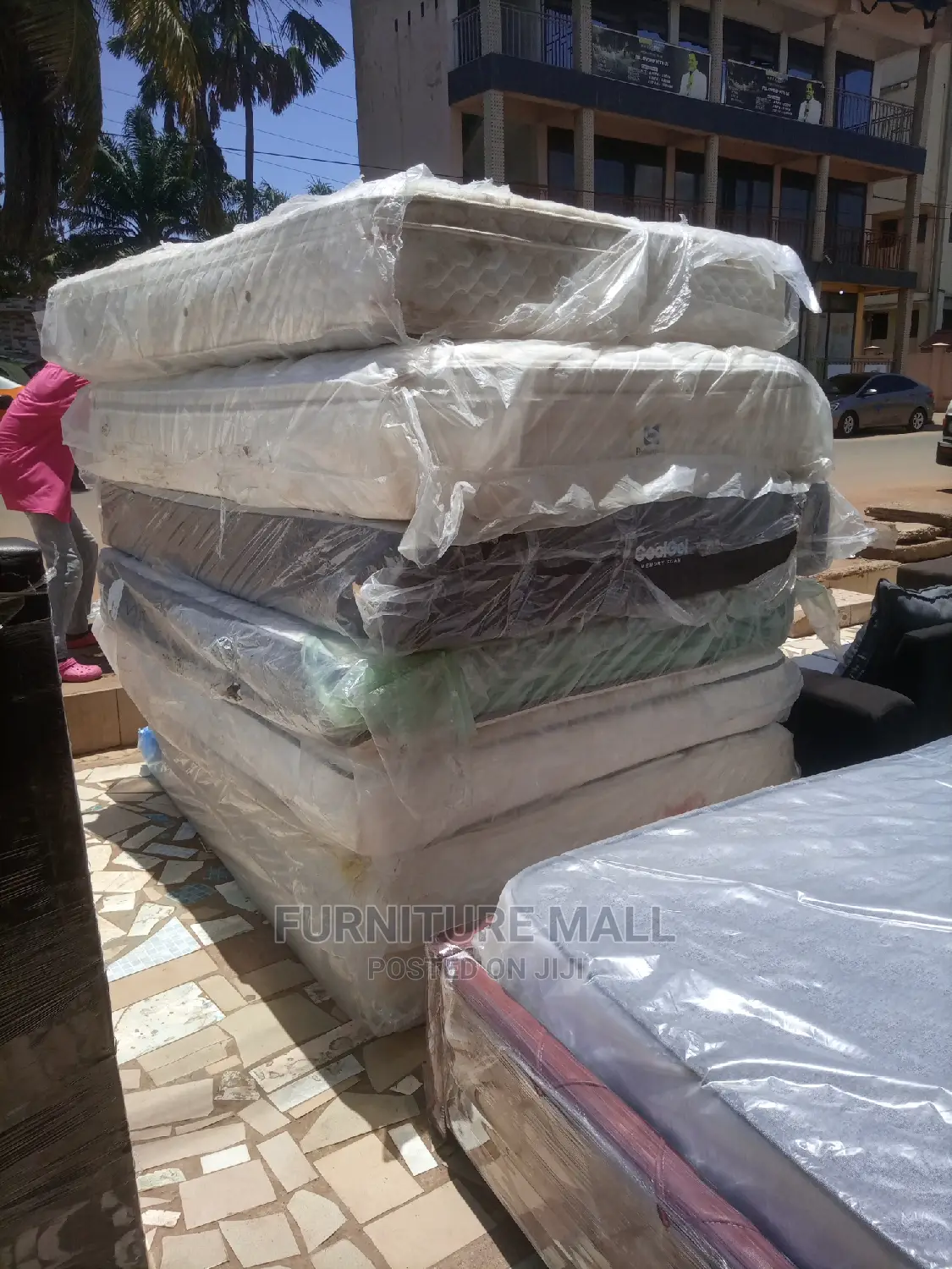 13"Thickness 60x80 Queen Size Mattress . Free Delivery