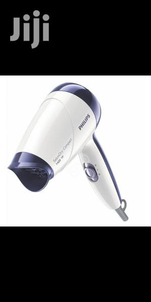 PHILIPS Hair Dryer