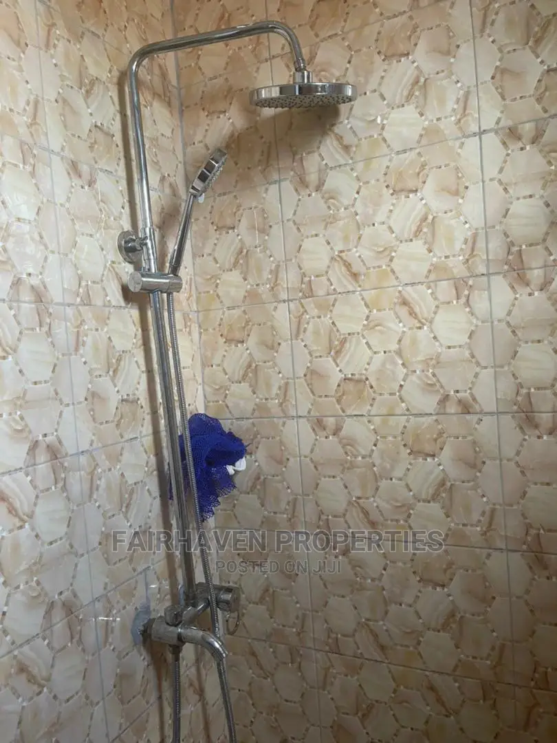 2bdrm Apartment in Tseaddo, Airport Residential Area for rent