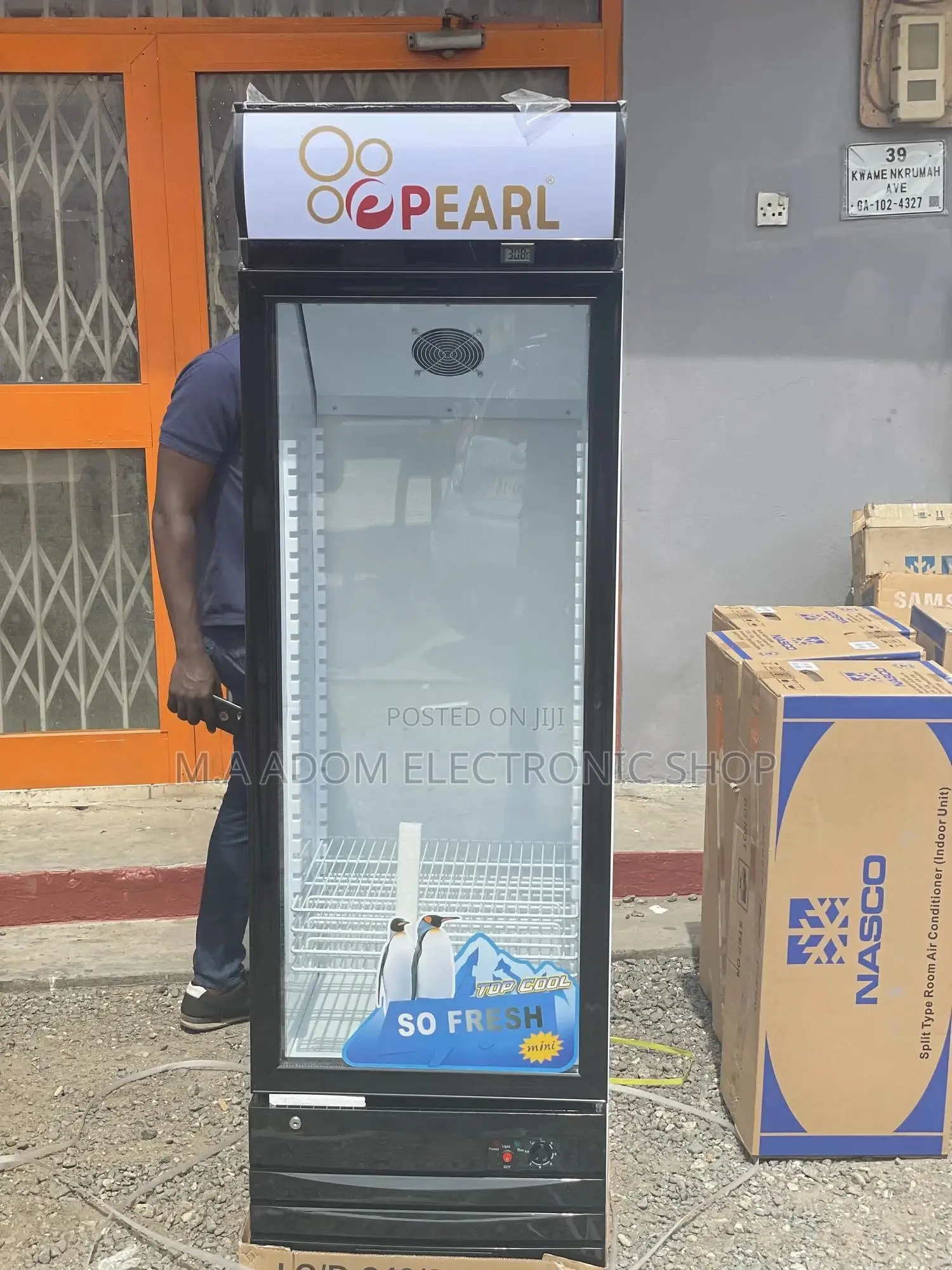 Pearl 278 Litres Showcase Fridge