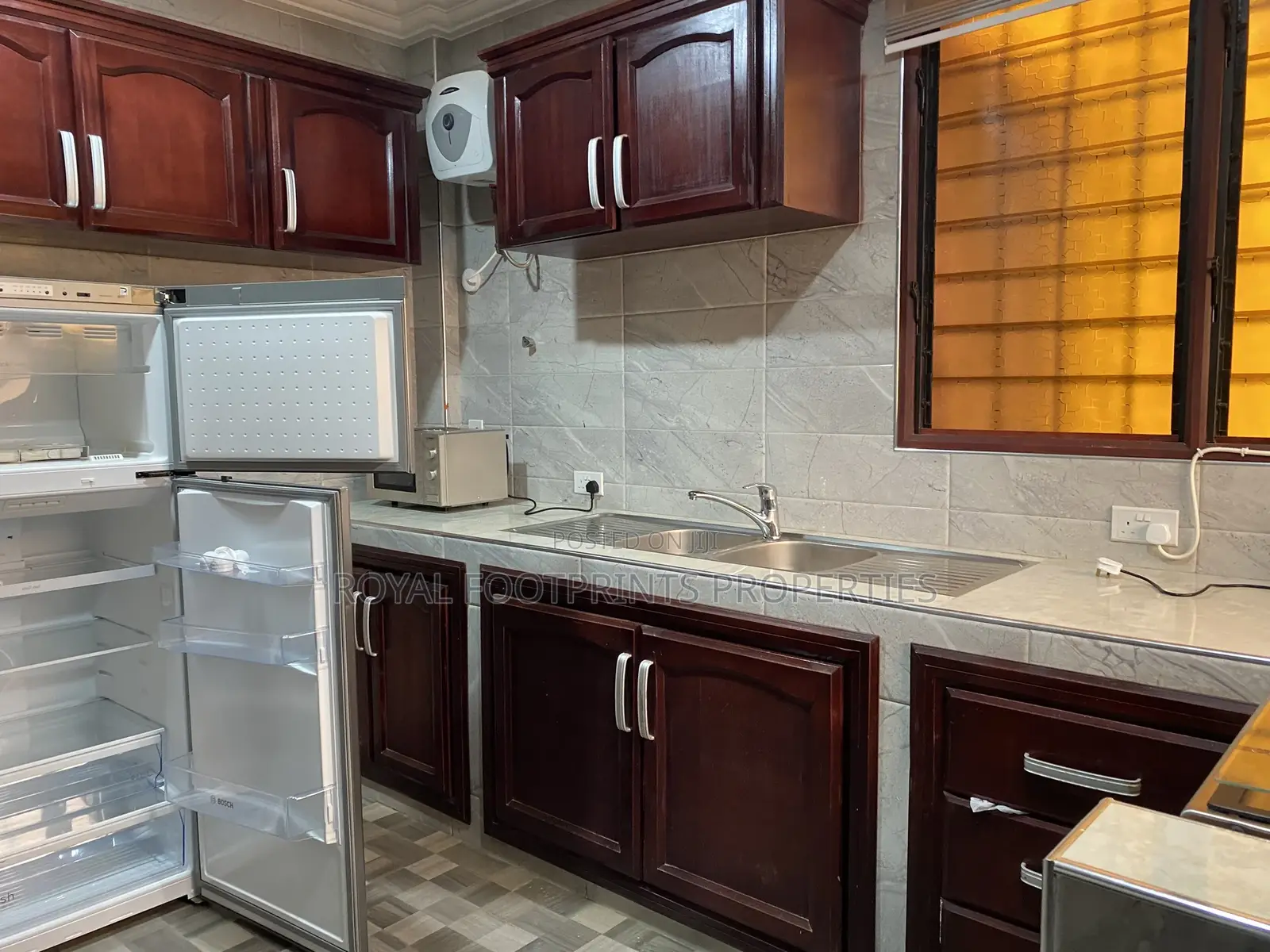 Furnished 3bdrm Apartment in Adenta for Rent