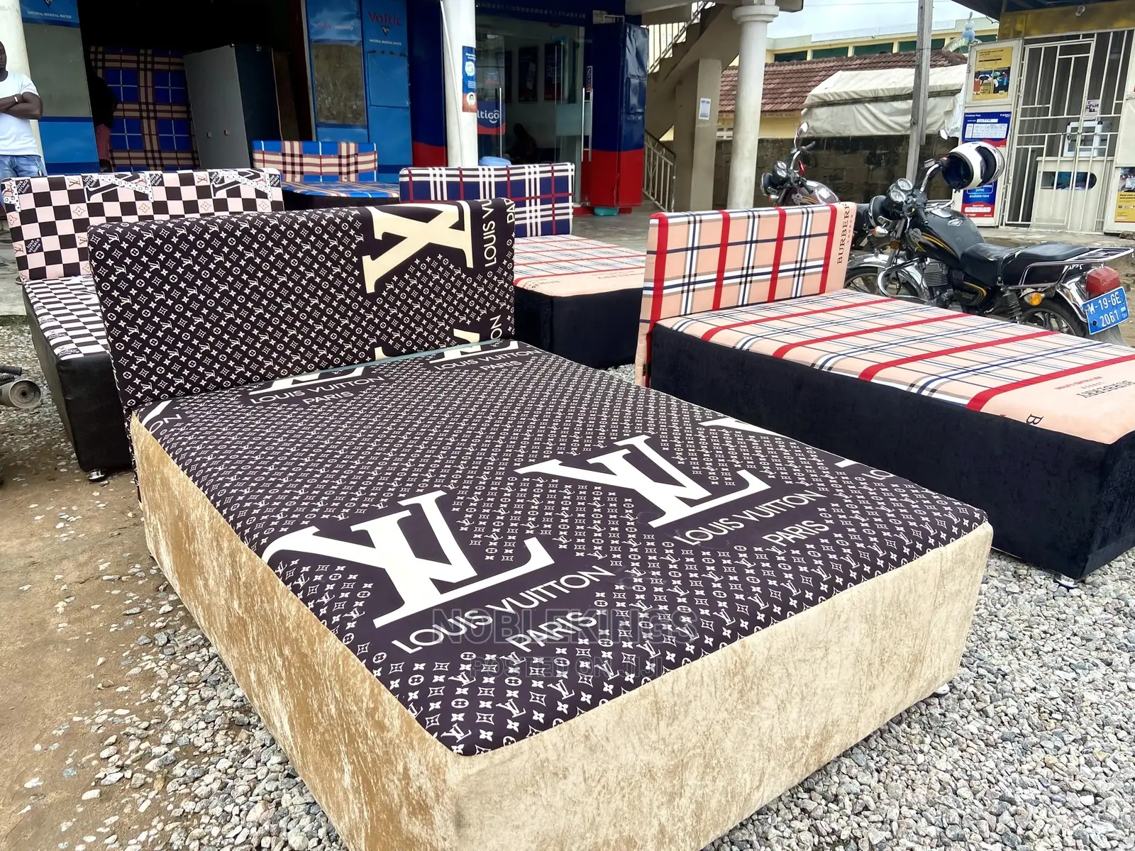 Inbuilt Double Bed