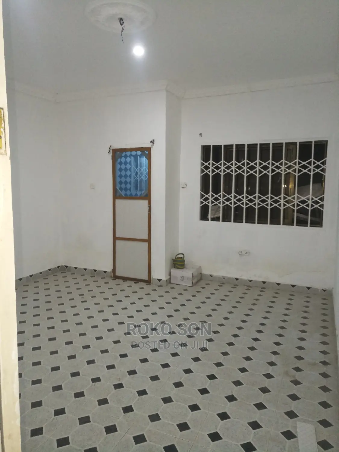 Mini Flat in Dr Roko, CP for rent