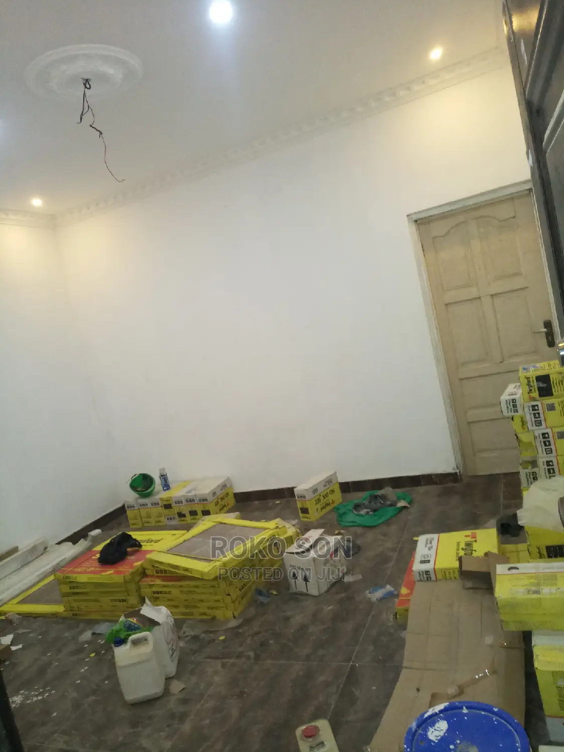 Mini Flat in Dr Roko, CP for rent
