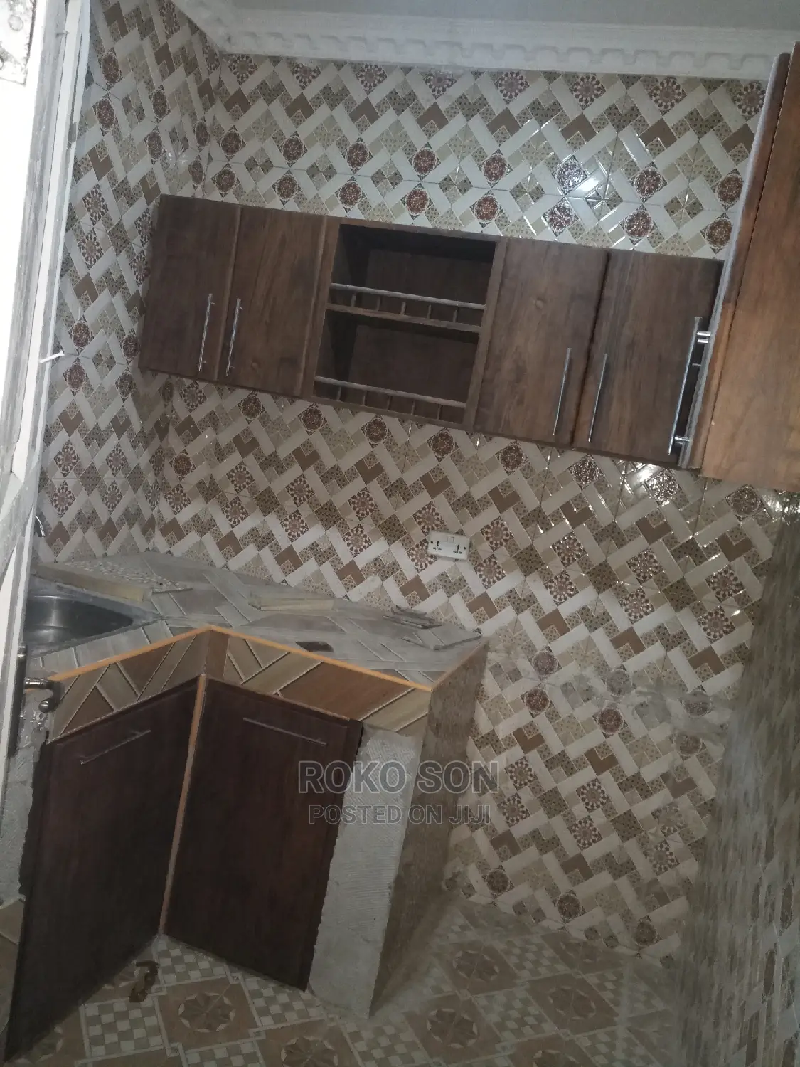 Mini Flat in Dr Roko, CP for rent