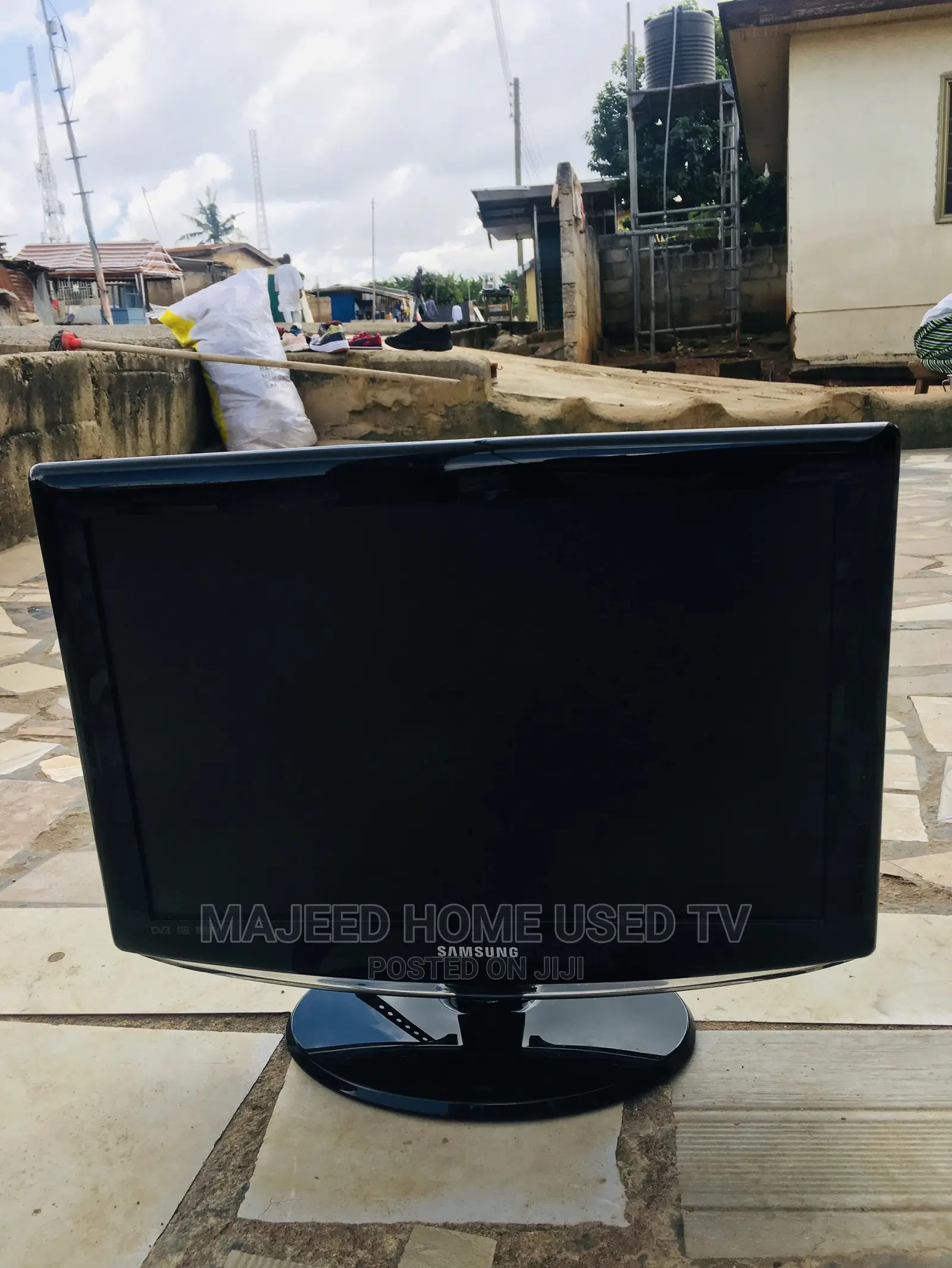 21inches Samsung LCD Tv