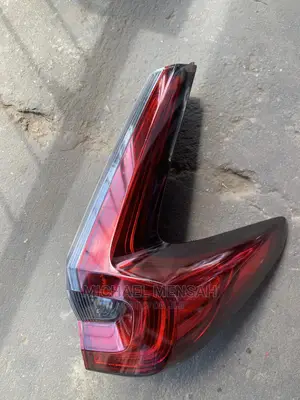 Honda CR-V Tail Light