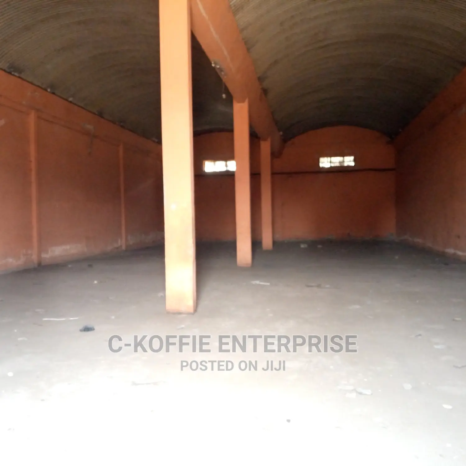 450 Warehouse at Grahics Road