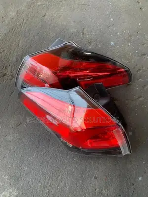 Toyota RAV 4 2016 Taillights