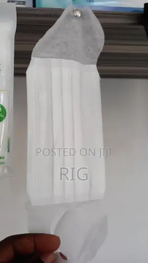 White Face Mask High Quantity