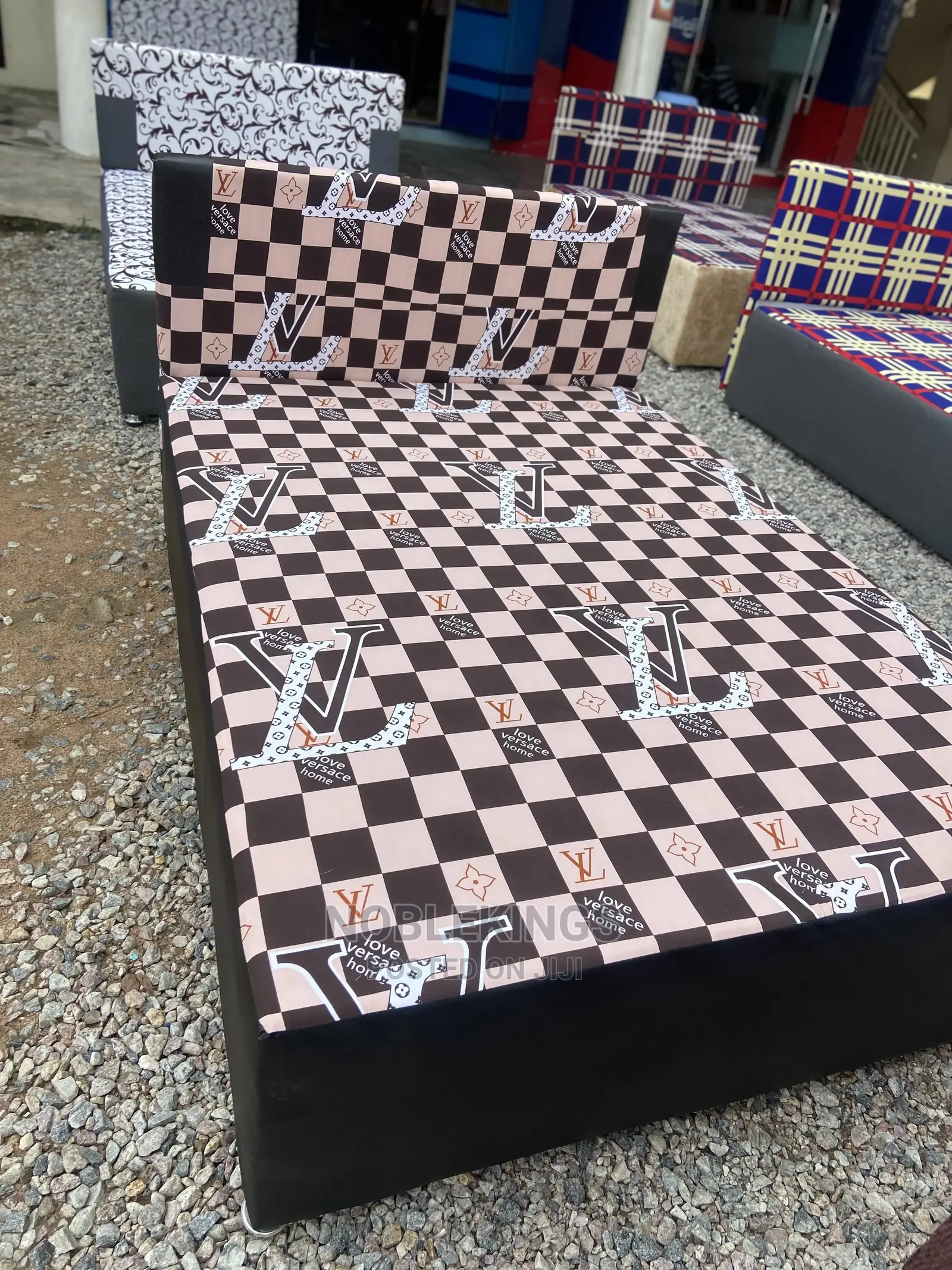 Double Bed With Mattress