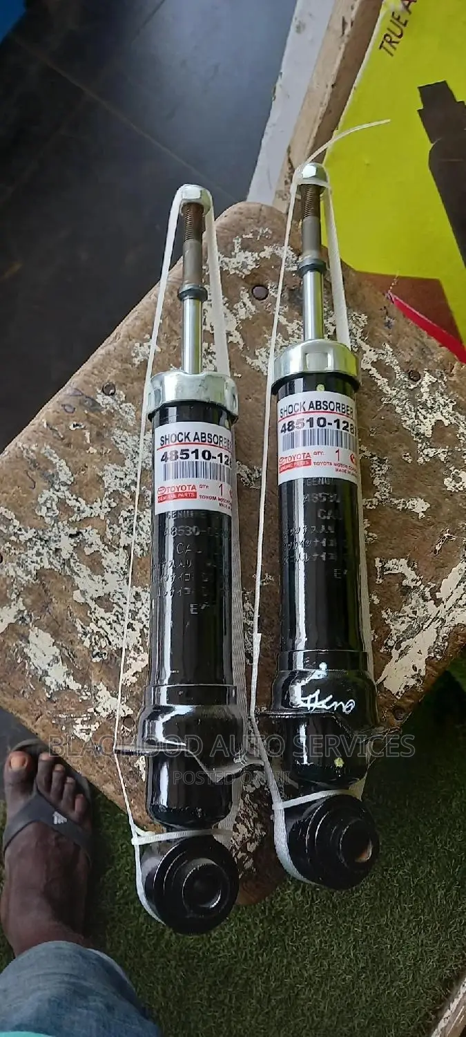 Toyota Matrix/Pontiac Vibe NEW SHOCK ABSORBER Pair Available