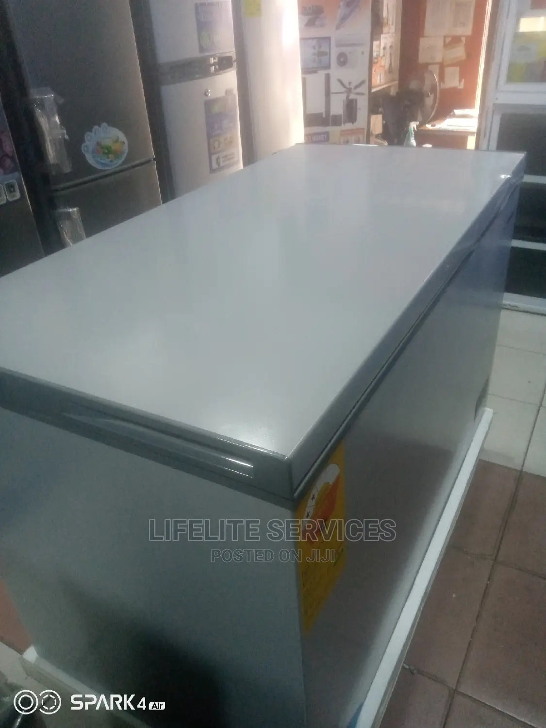 Icestream Chest Freezer(380litres)