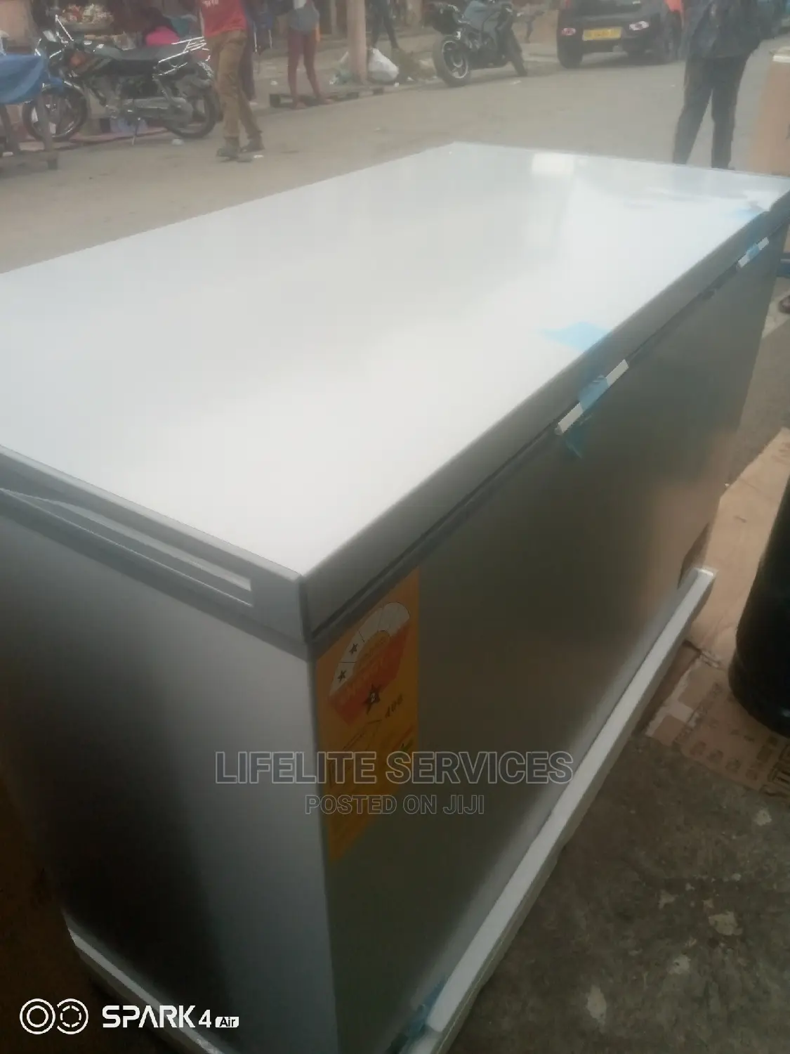 Chest Freezer With Glass Cover(380ltrs)