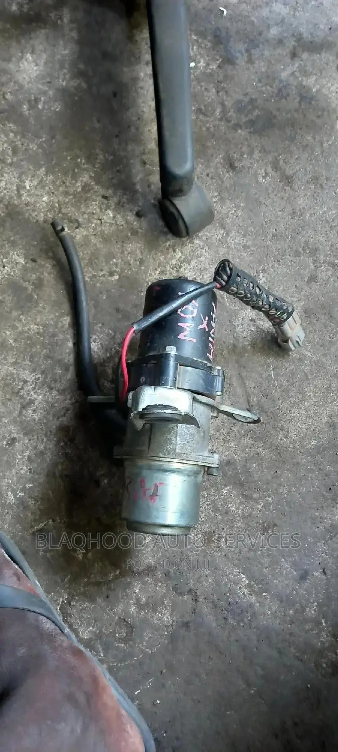 Toyota Sequoia 2008-2018 Air Suspension Hydraulic Pump In