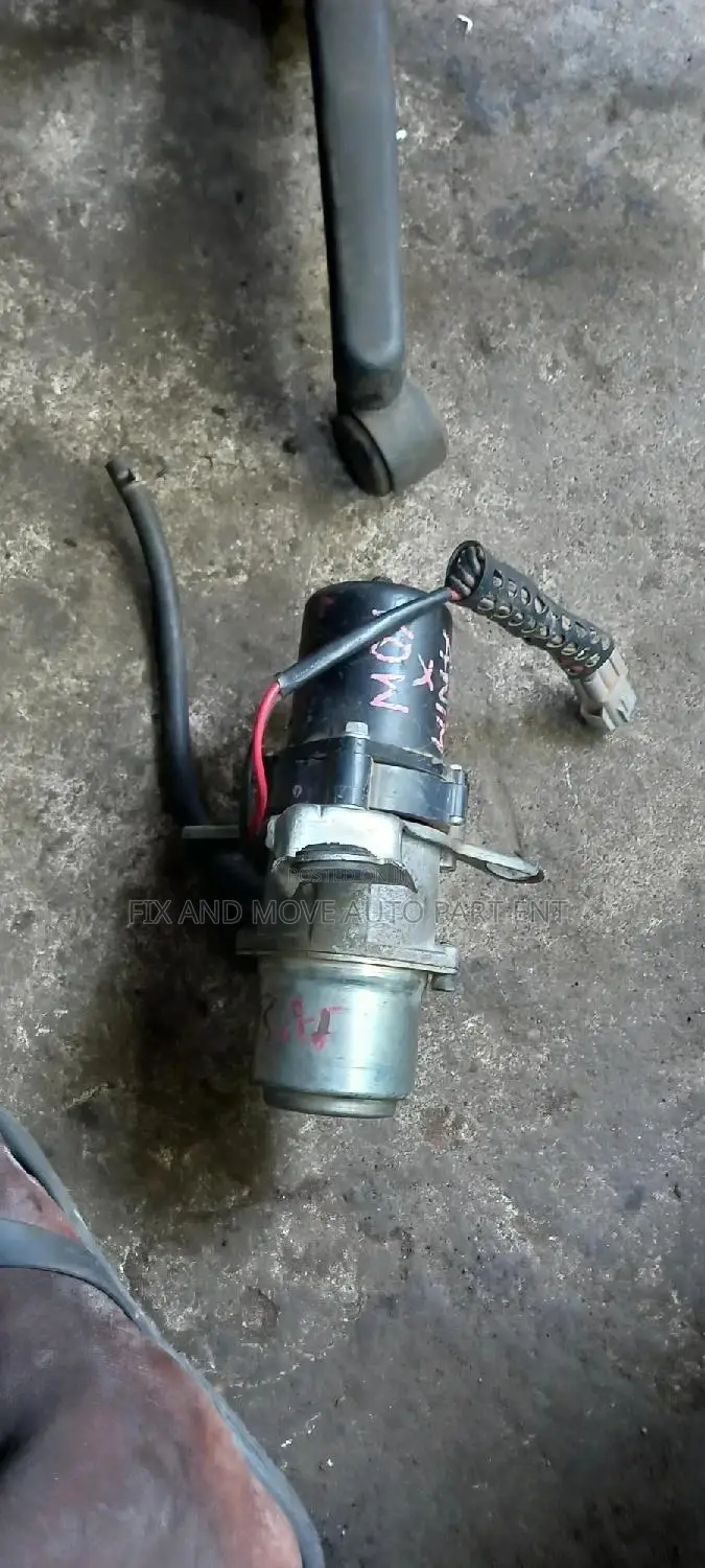 Toyota Sequoia 2008-2018 Air Suspension Hydraulic Pump In