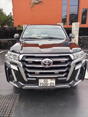 Car Rentals V8 for Hiring Land Cruisers for Rent in Ghana