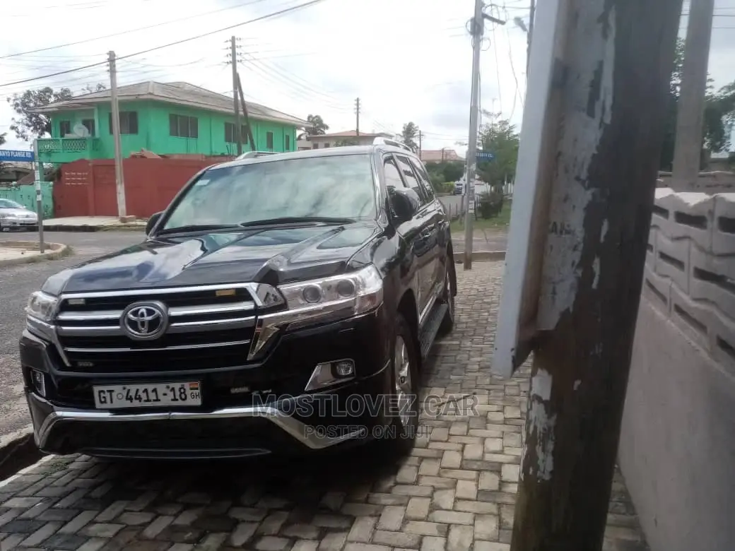 Car Rentals V8 for Hiring Land Cruisers for Rent in Ghana
