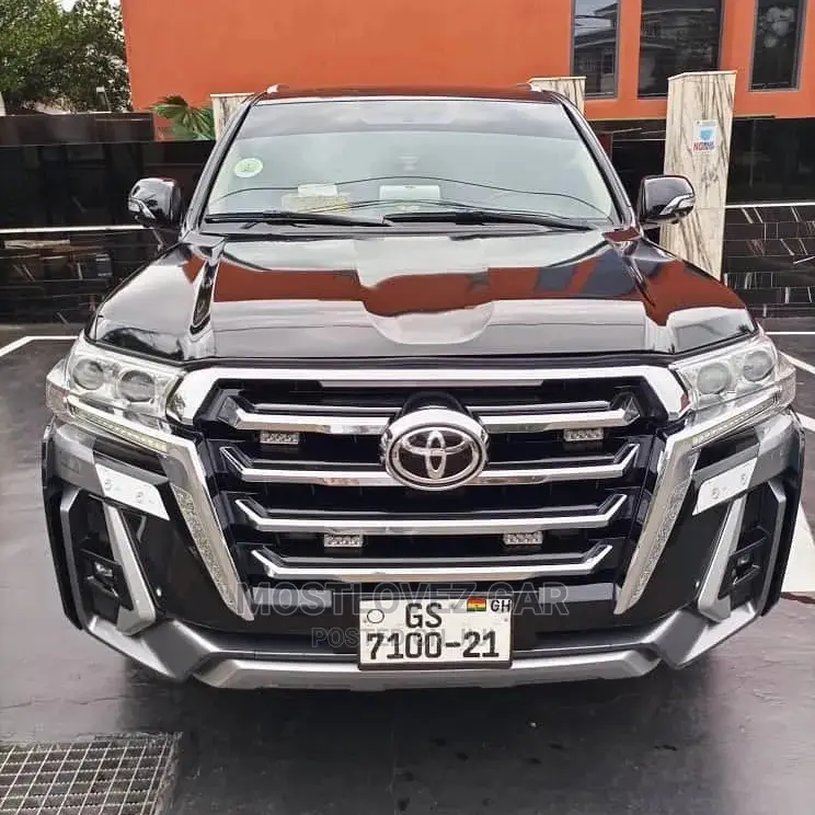 Car Rentals V8 for Hiring Land Cruisers for Rent in Ghana