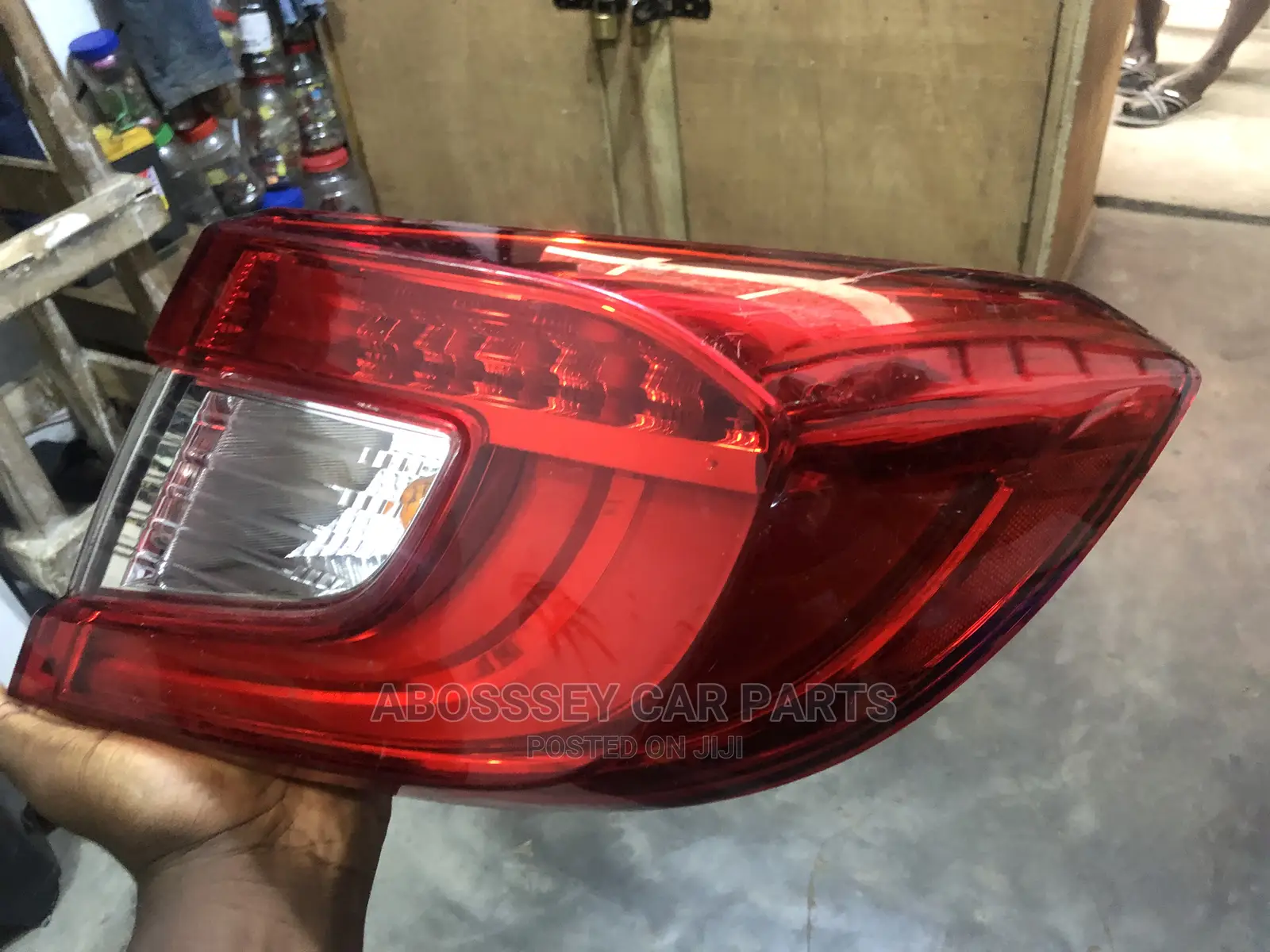 Honda Accord 2018 Tailight Available