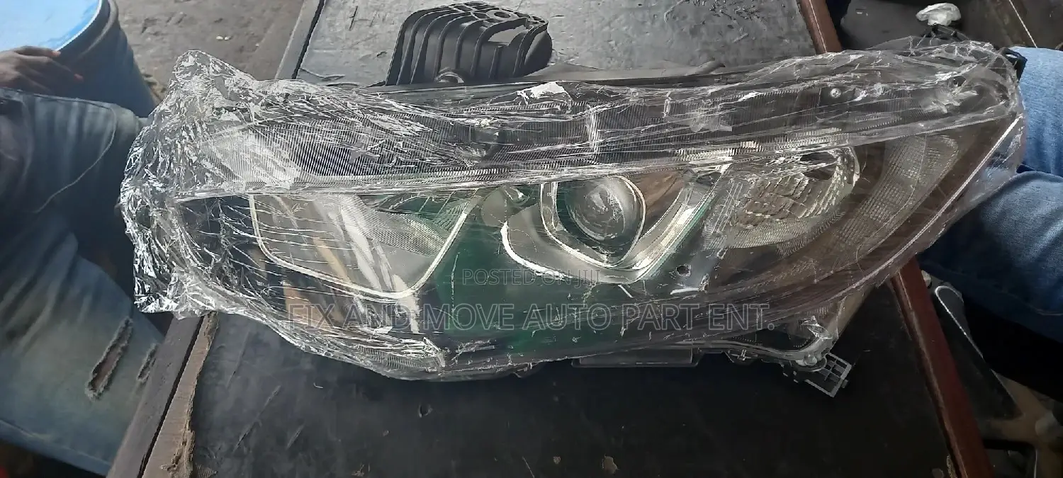 Uonda Civic 2016-2019 Front HEADLIGHT Pair Available