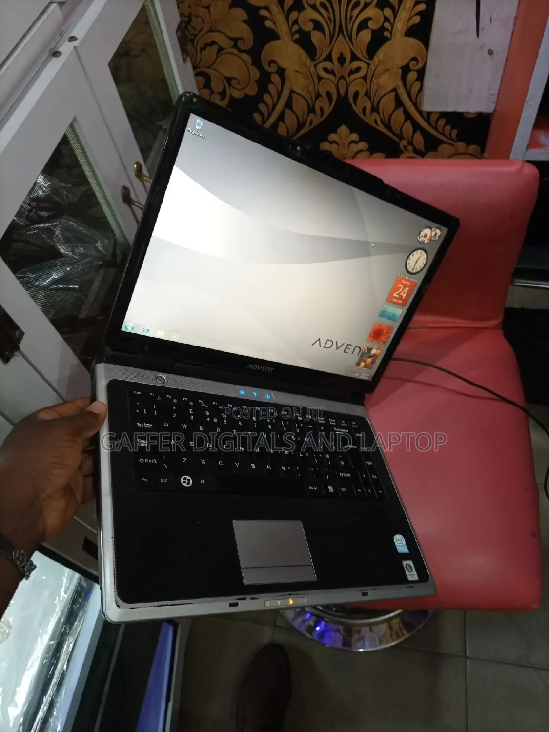 New Laptop Advent 5311 4GB Intel Core 2 Duo HDD 128GB