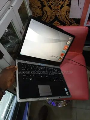 New Laptop Advent 5311 4GB Intel Core 2 Duo HDD 128GB