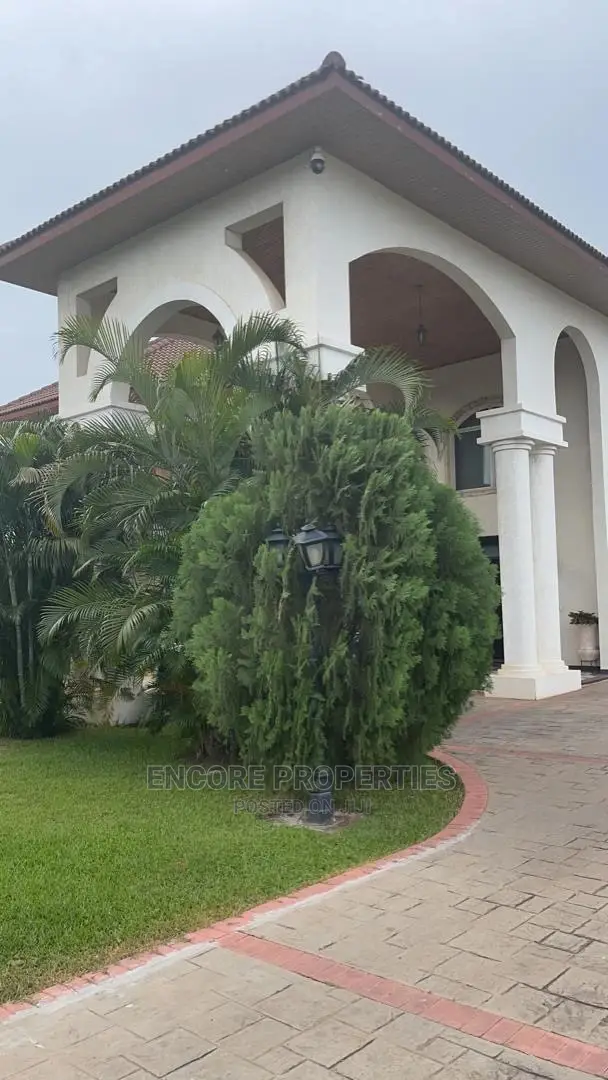 Furnished 6bdrm Duplex in Trasacco, East Legon for Sale