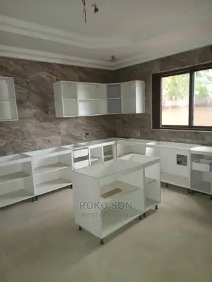 5bdrm Duplex in Dr Roko, Dzorwulu for sale
