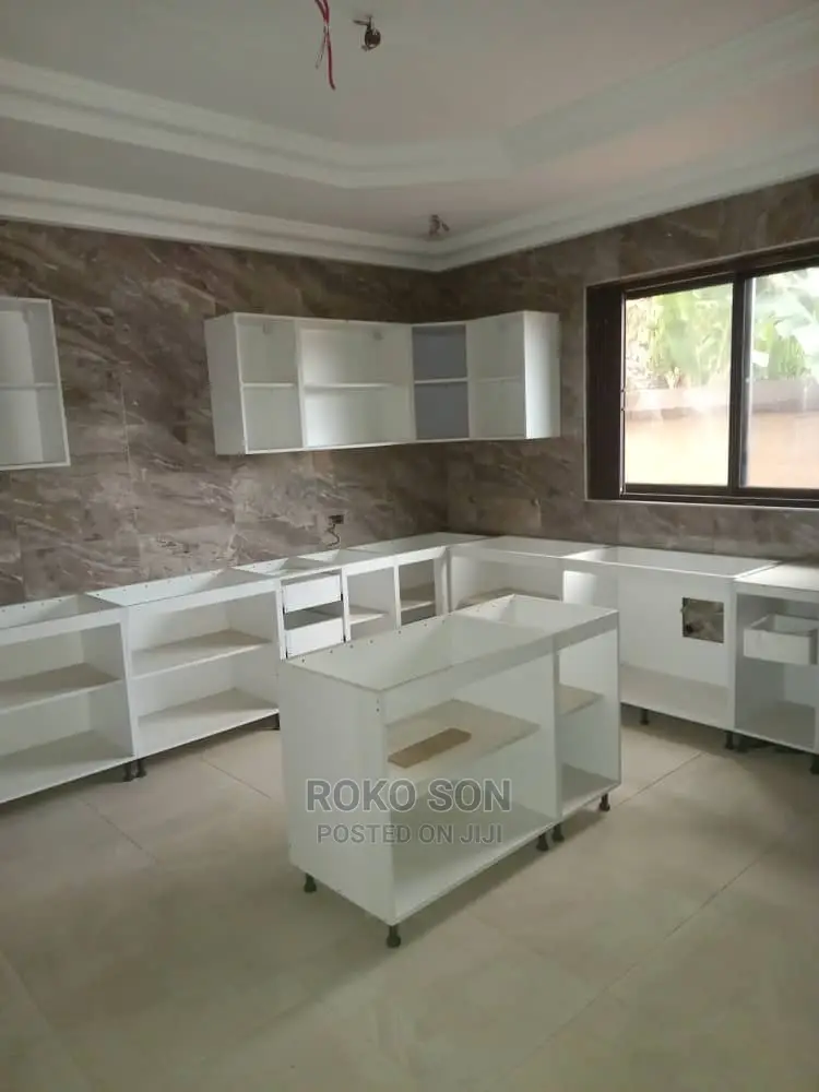5bdrm Duplex in Dr Roko, Dzorwulu for sale