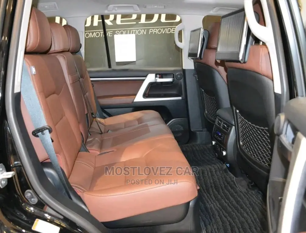 Car Rental Land-Cruiser Prado's for Rent in Accra-Ghana