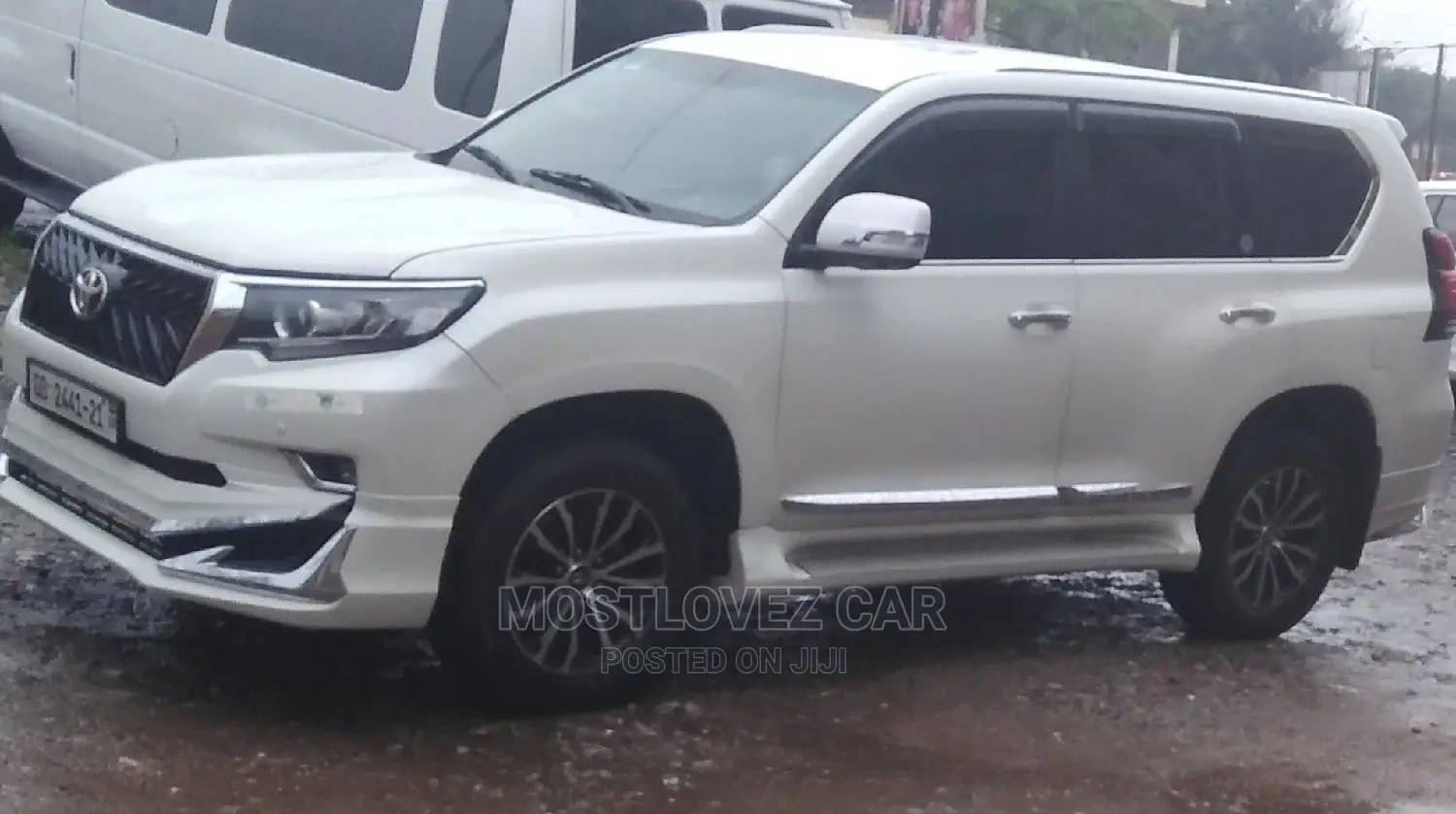 Car Rental Land-Cruiser Prado's for Rent in Accra-Ghana