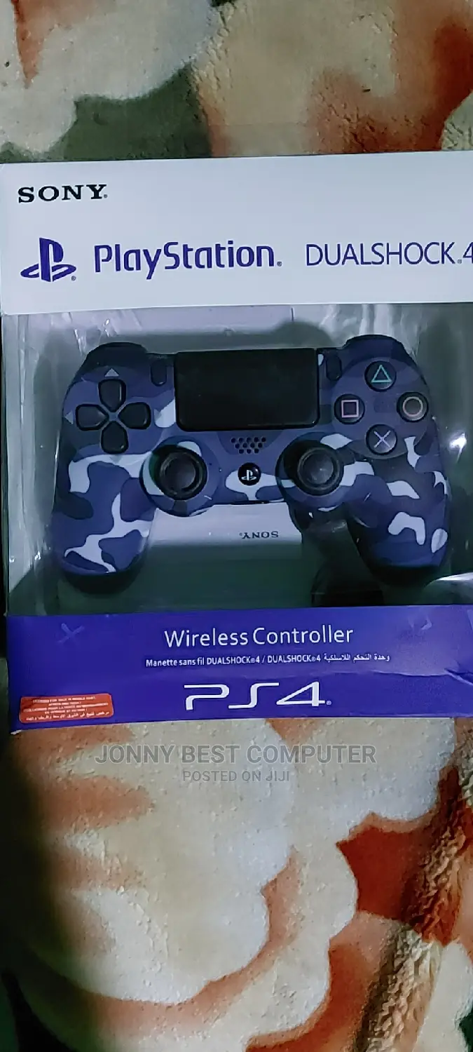 PS4 Game Controller