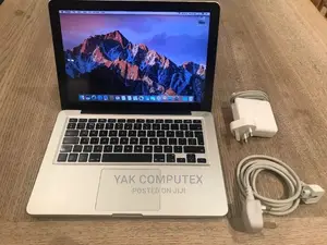 Laptop Apple MacBook Pro 2011 8GB Intel Core i5 SSHD (Hybrid) 500GB