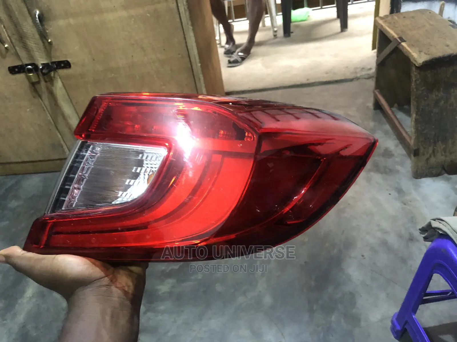 Honda Accord 2018 Tailight Available