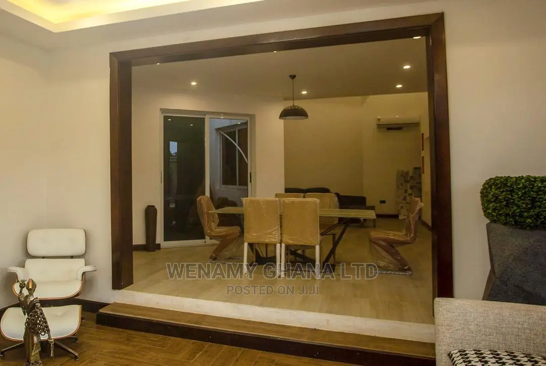 Furnished 5bdrm House in Community 25, Tema Metropolitan for Sale