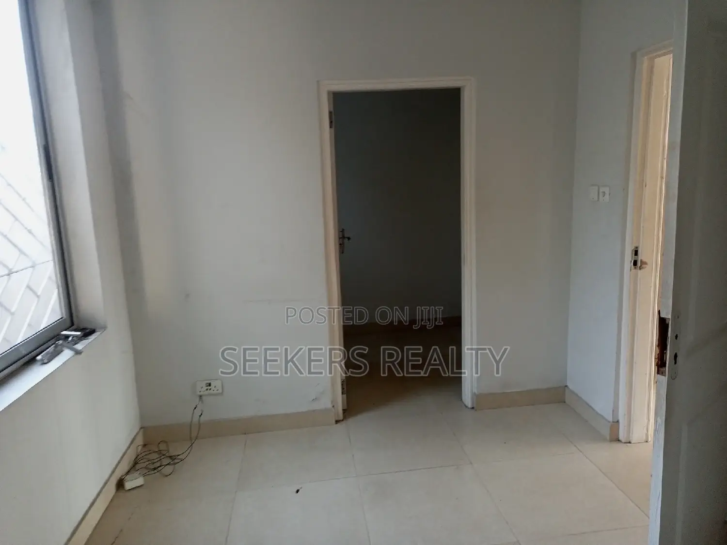 Big Spacious Shop at Osu for Rent