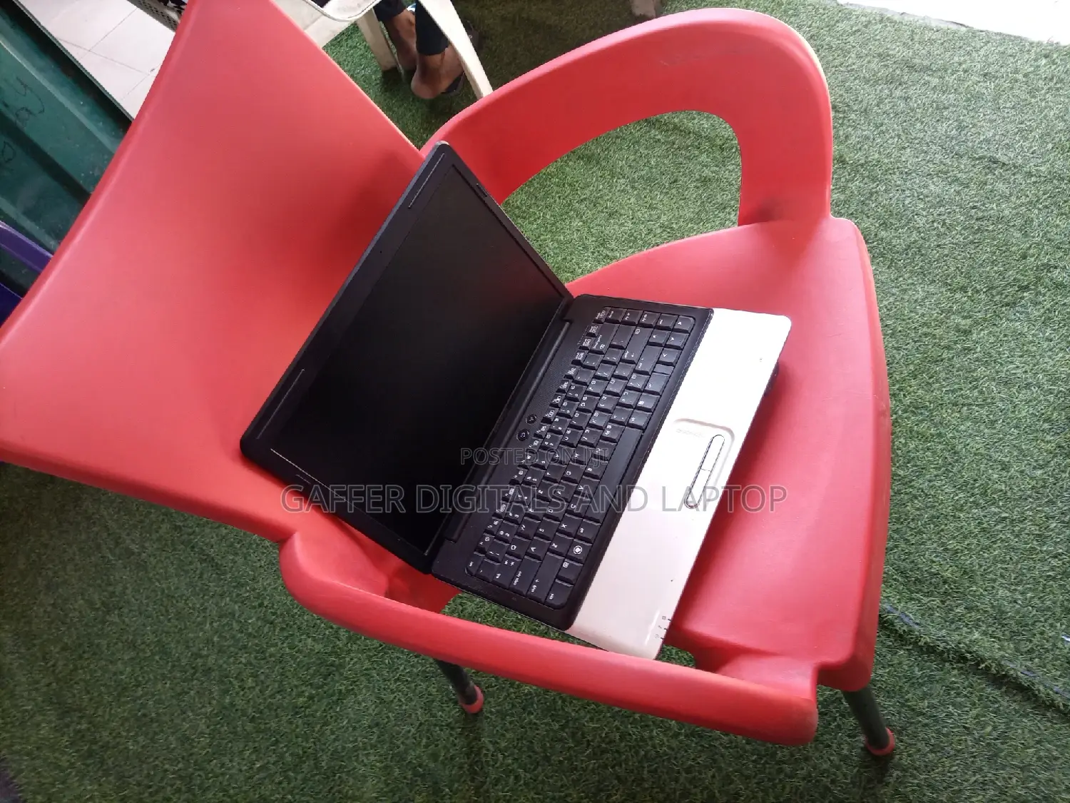 New Laptop HP Compaq 2710p 4GB Intel Core 2 Duo HDD 250GB