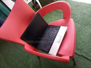 New Laptop HP Compaq 2710p 4GB Intel Core 2 Duo HDD 250GB