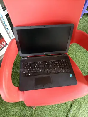 Laptop HP Pavilion 15 4GB Intel Celeron HDD 350GB