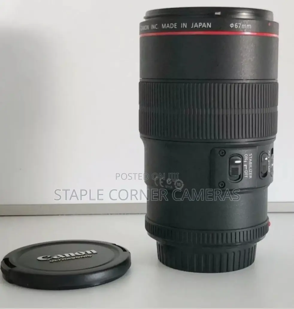 Canon Ef 100mm F/2.8l Is the Macro Lens