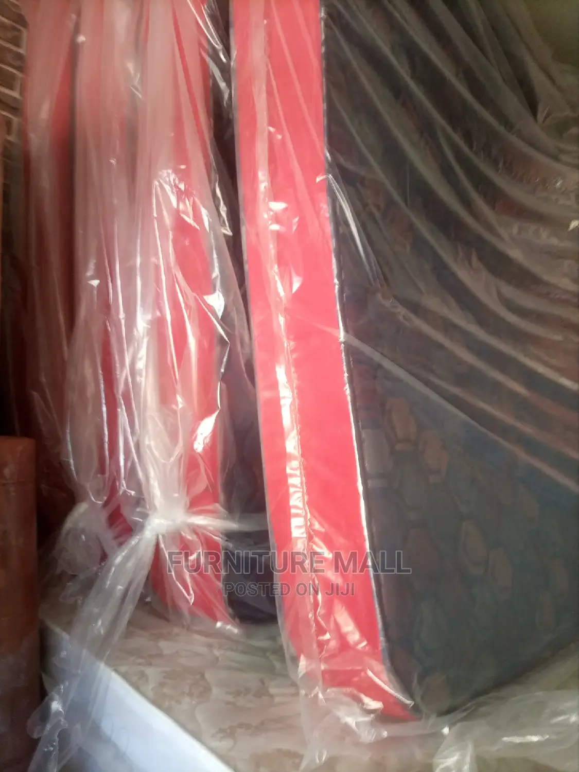 Clasic Queensize Mattreseses on Promo Price . Free