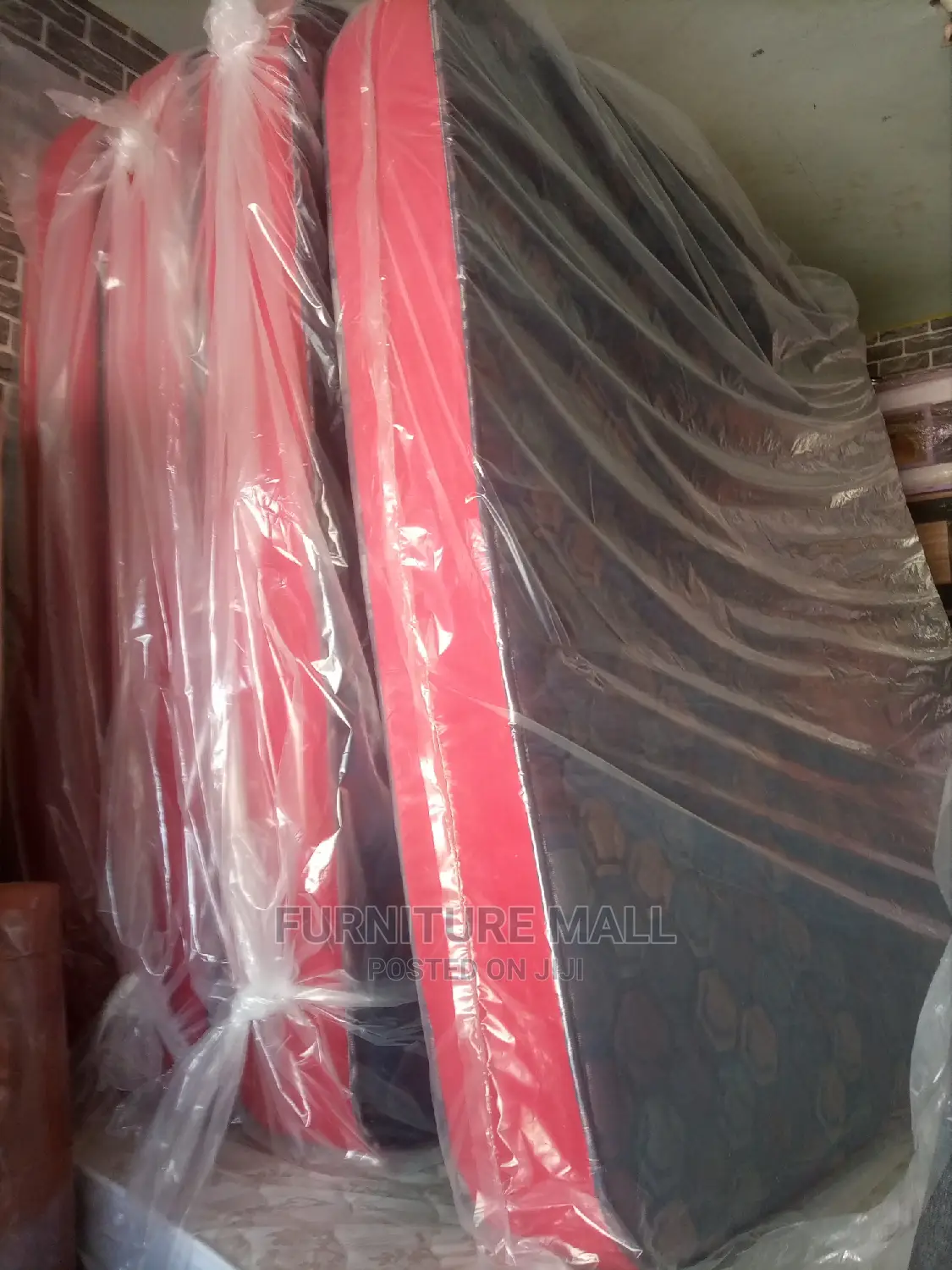 Clasic Queensize Mattreseses on Promo Price . Free