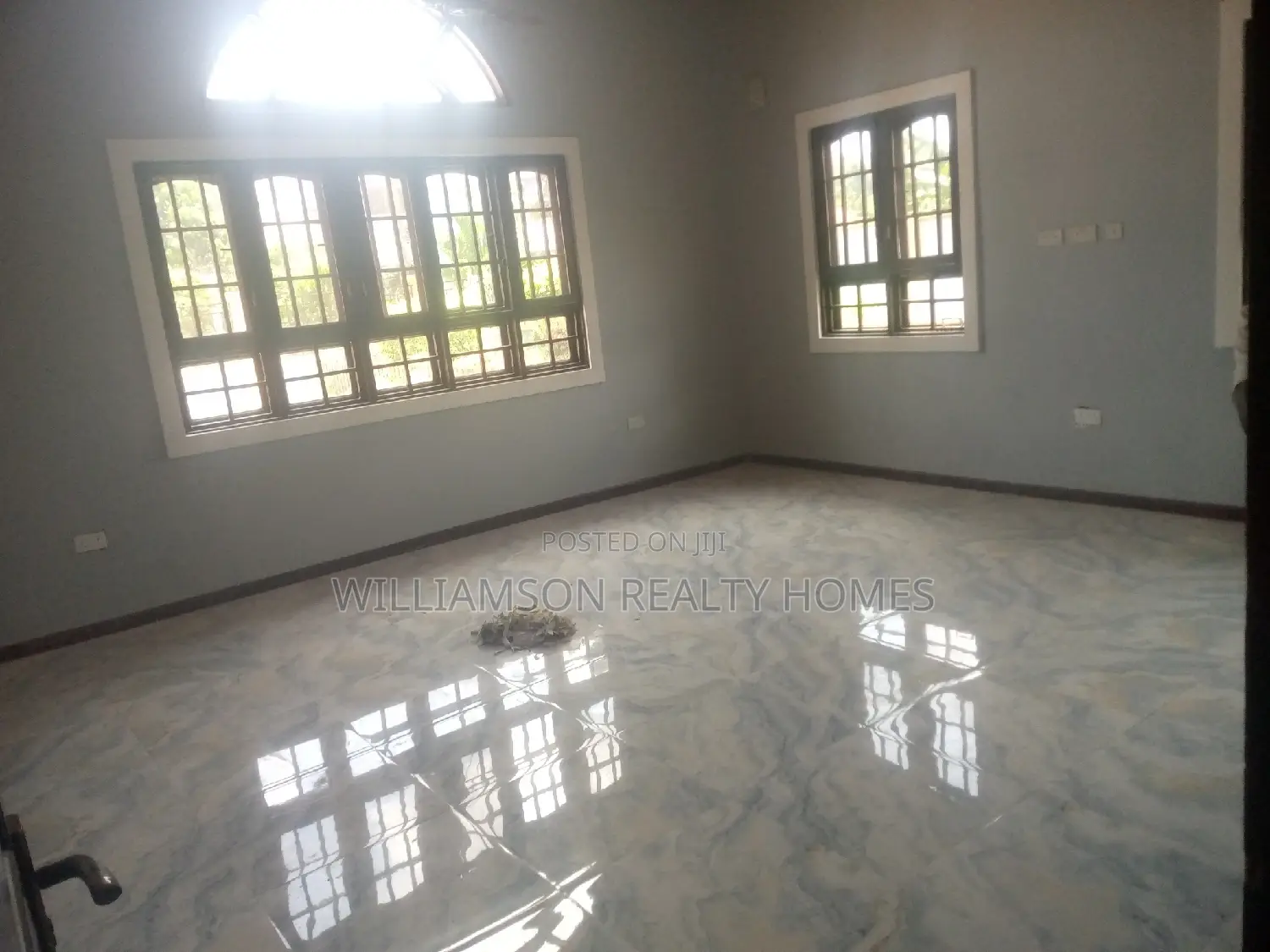 5bdrm House in Hfc Estate, Spintex for rent