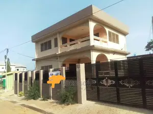 4bdrm Duplex in Dr Roko, North Kaneshie for rent