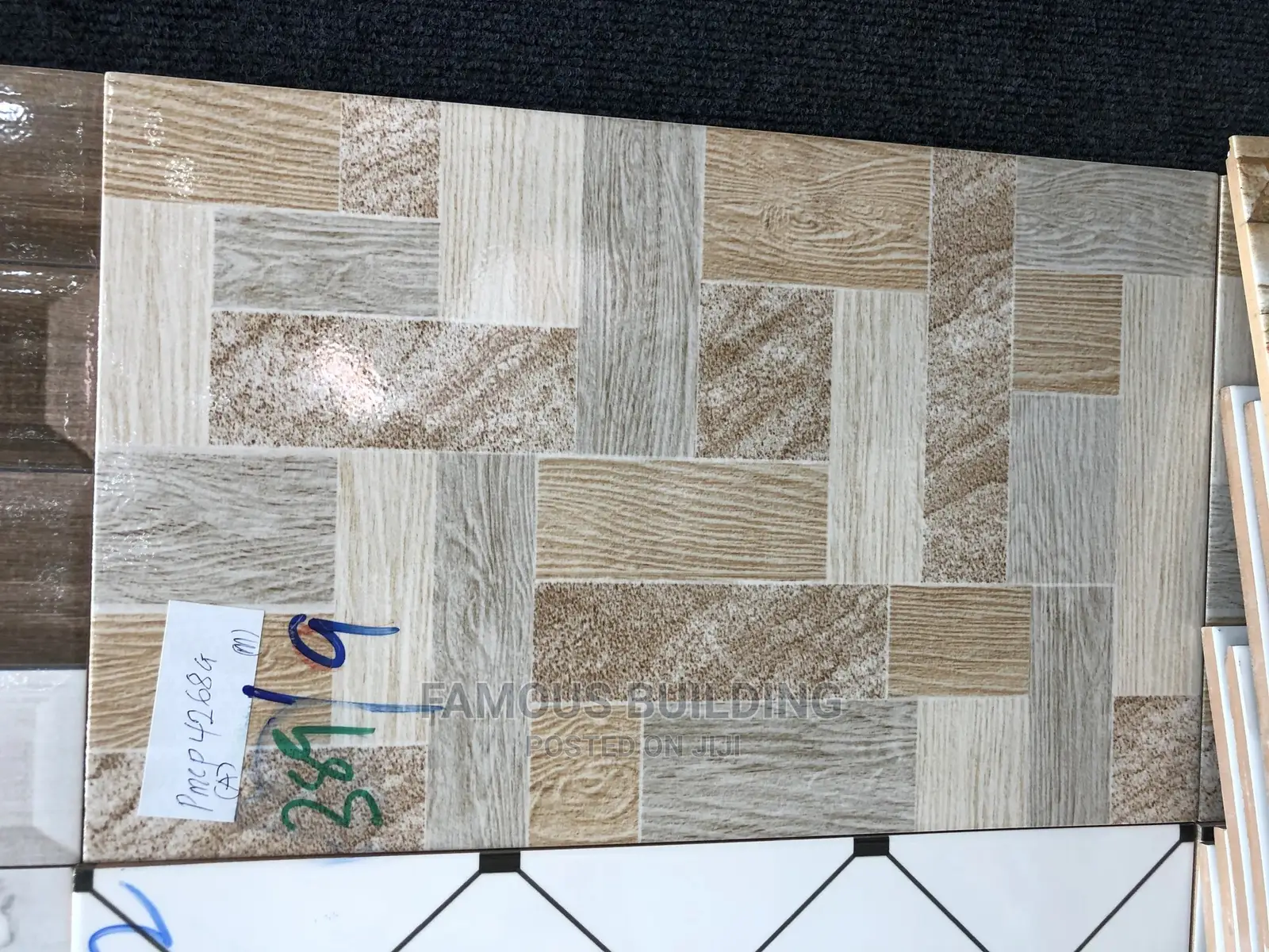 25/40 Wall Tiles